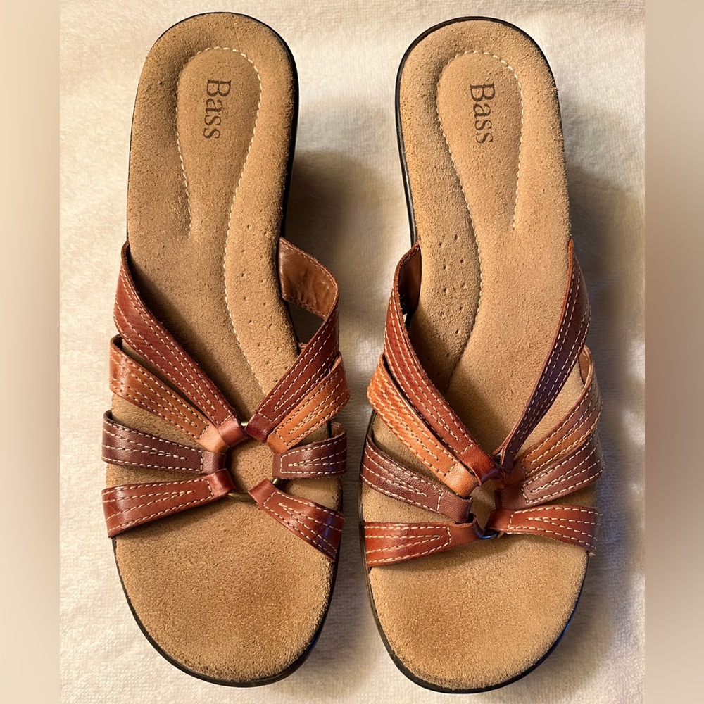 Bass ladies sandals